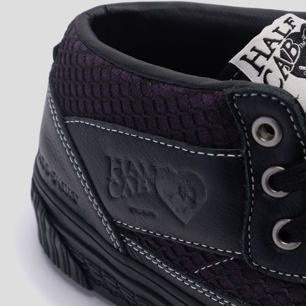 VANS X Pass-port Skate Half Cab [BLACK/NIGHT SUEDE]